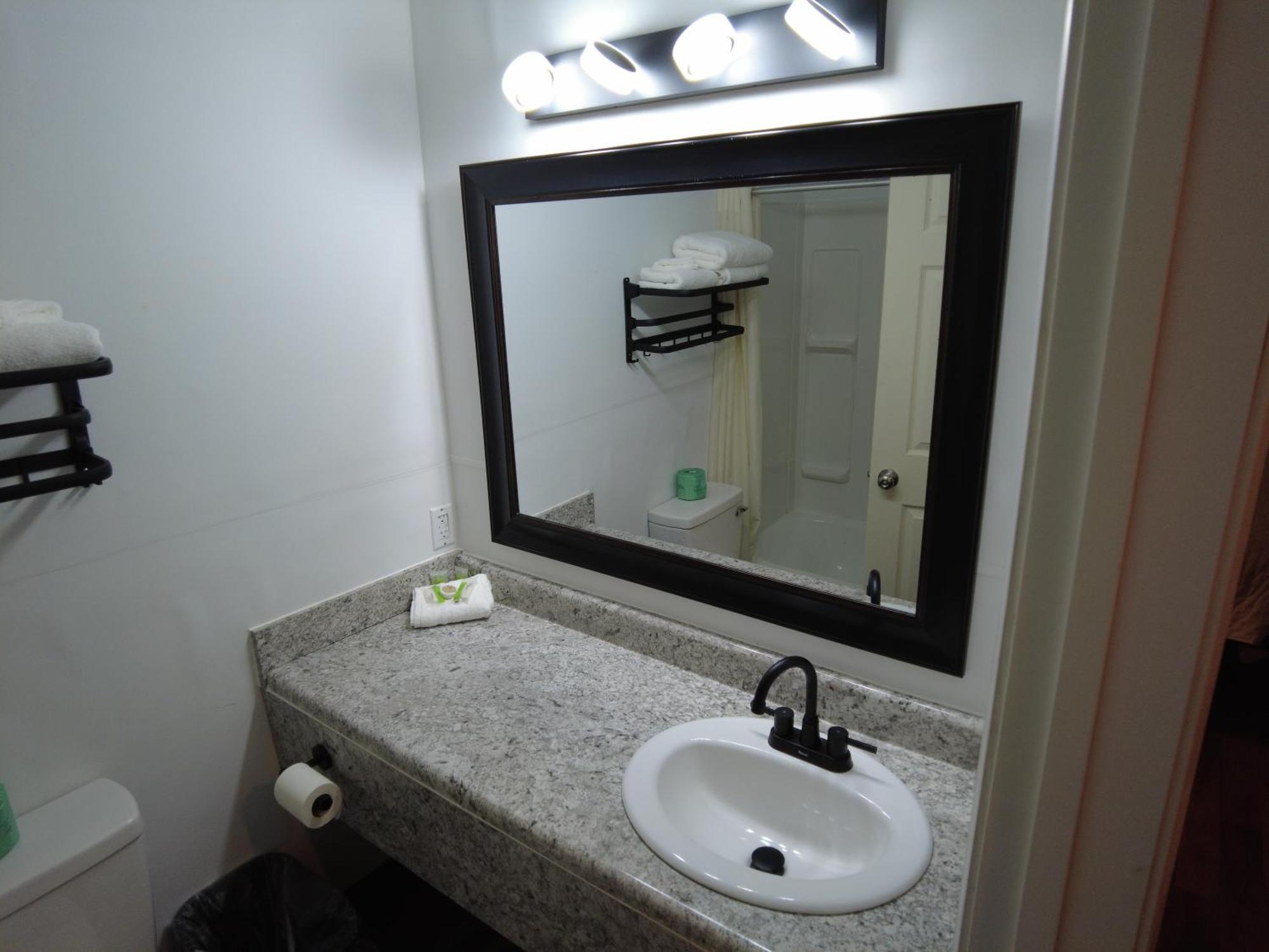 Americourt Hotel And Suites - Elizabethton Zewnętrze zdjęcie